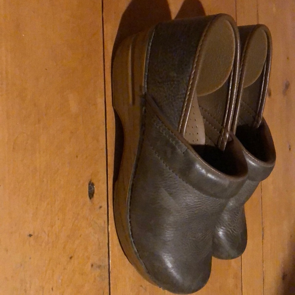Women’s Dansko Professional Clogs